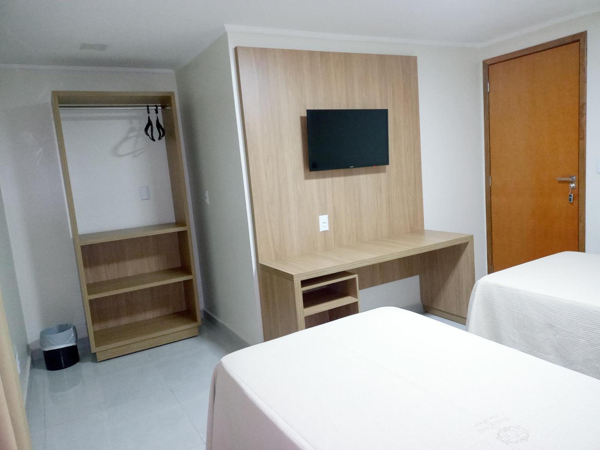 Tawfiqs Hotel Barra do Garcas Exterior photo