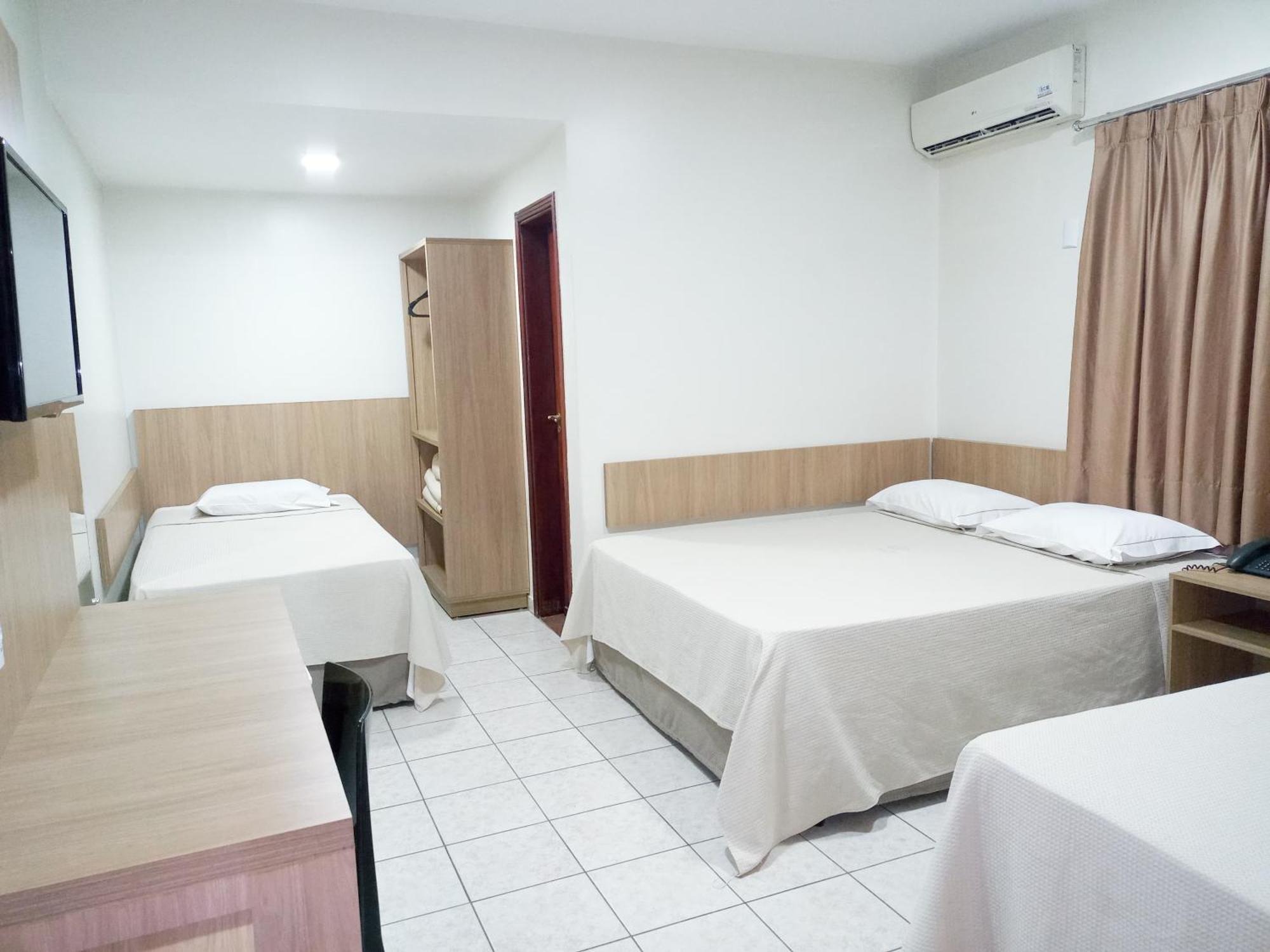Tawfiqs Hotel Barra do Garcas Exterior photo
