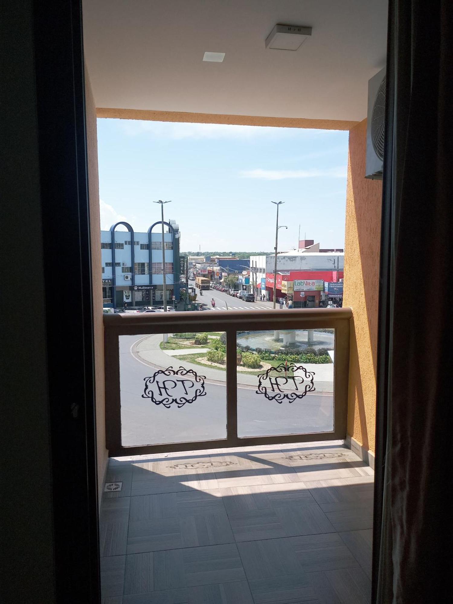 Tawfiqs Hotel Barra do Garcas Exterior photo
